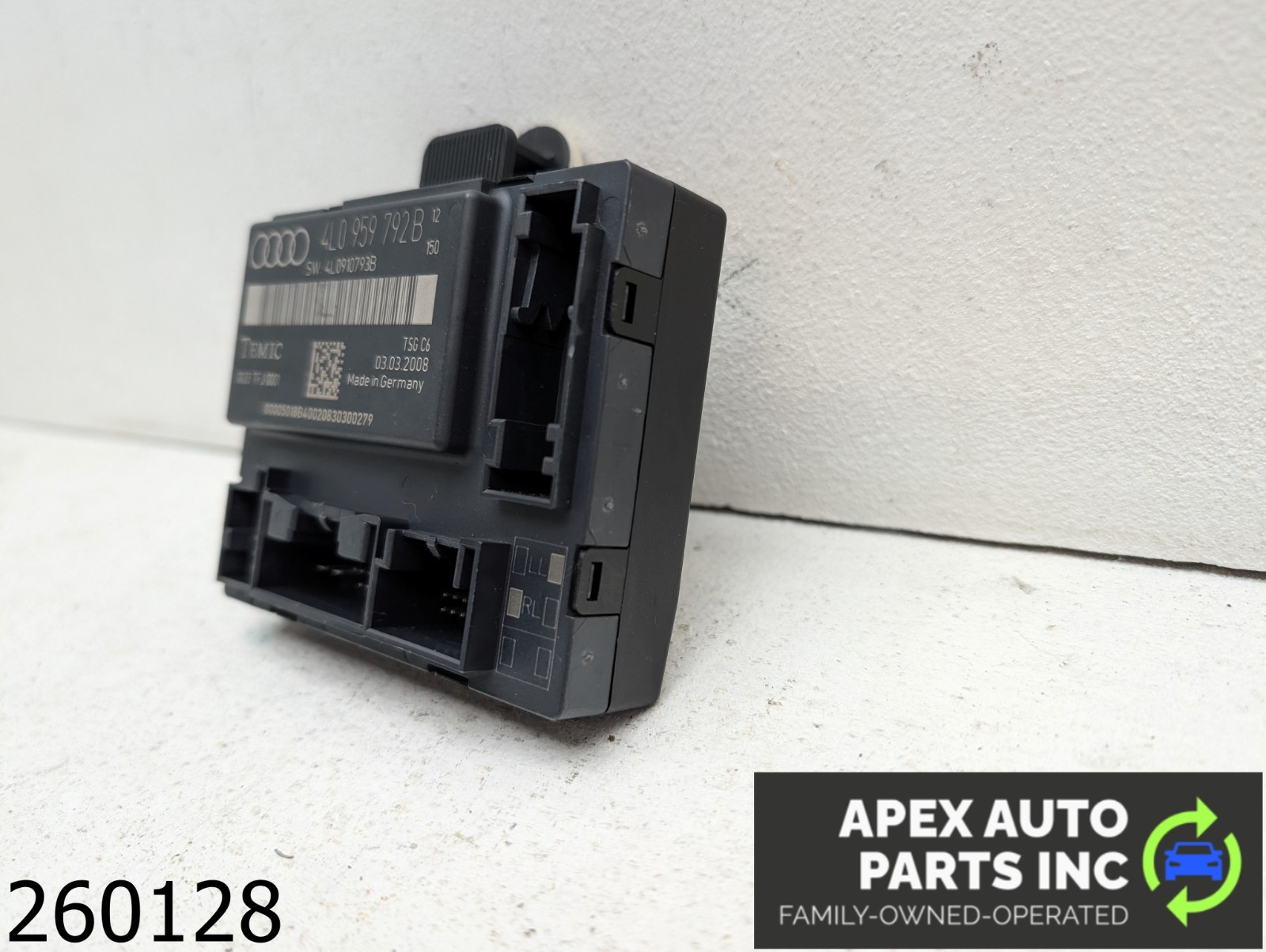 OEM 2008 Audi Q7 3.6L FRONT DOOR CONTROL MODULE
