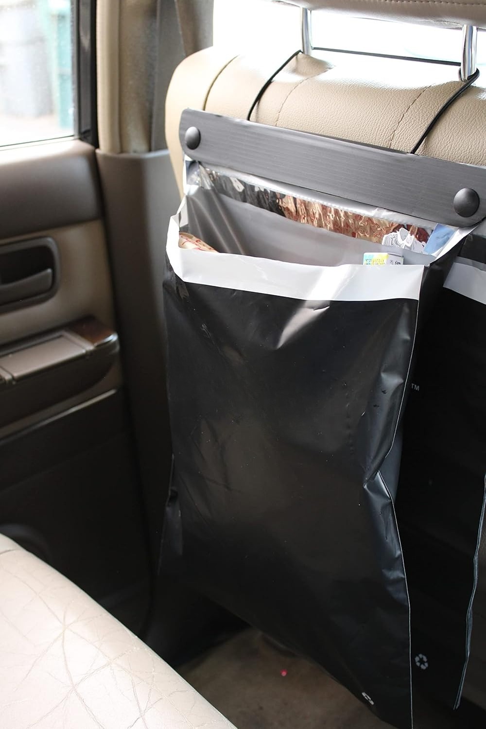 Recycled Disposable Car Trash Bags – Leakproof, Smell Proof Hanging Garbage Bags