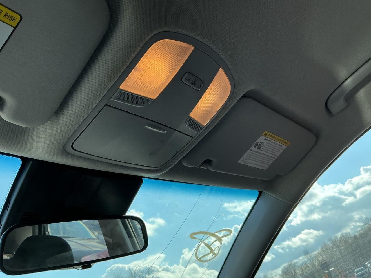KONA 2021 Glove Box 4982914