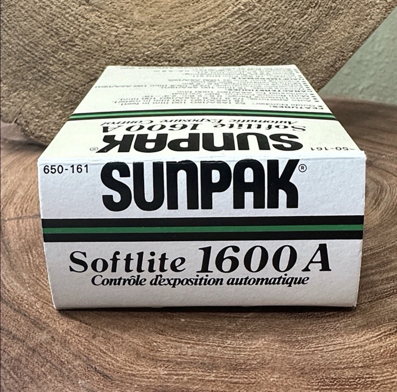 SUNPAK Softlite 1600A Automatic Camera Flash - Open Box Vintage Vtg NOS