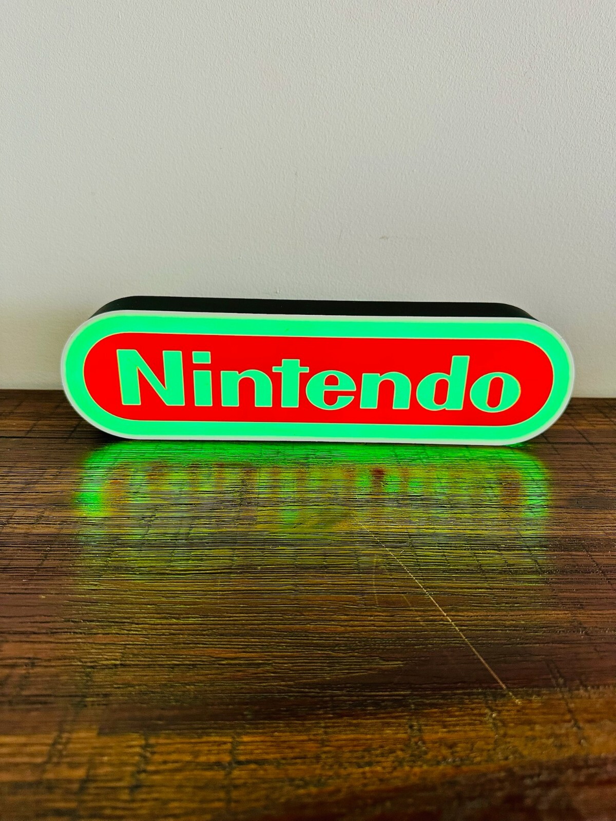 Nintendo Light Up Sign/Logo - USB Powered - Brand New
