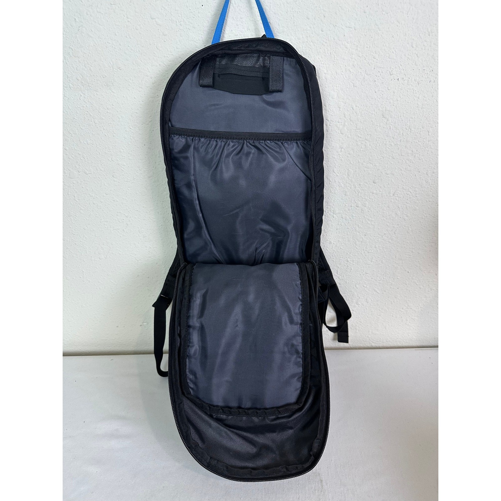 Arvano Hydration Backpack Lightweight Cycling Hiking Daypack Black Adjustable
