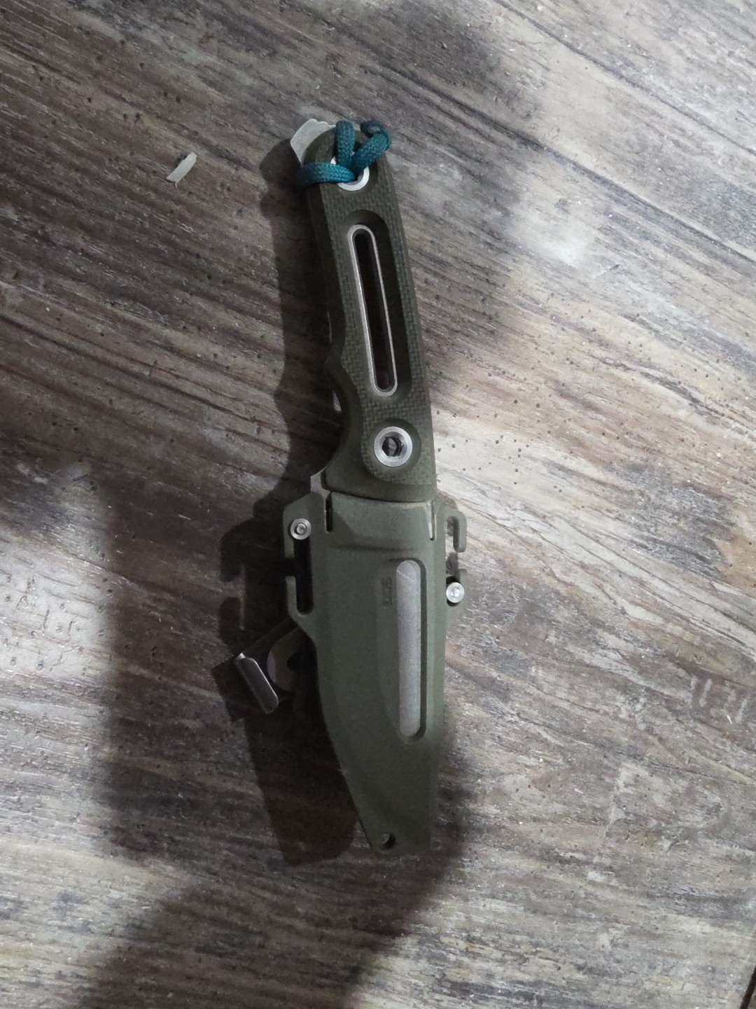 SOG Knives Provider FX Green G10 154CM Stainless Fixed Blade Knife - 17-35-01-57