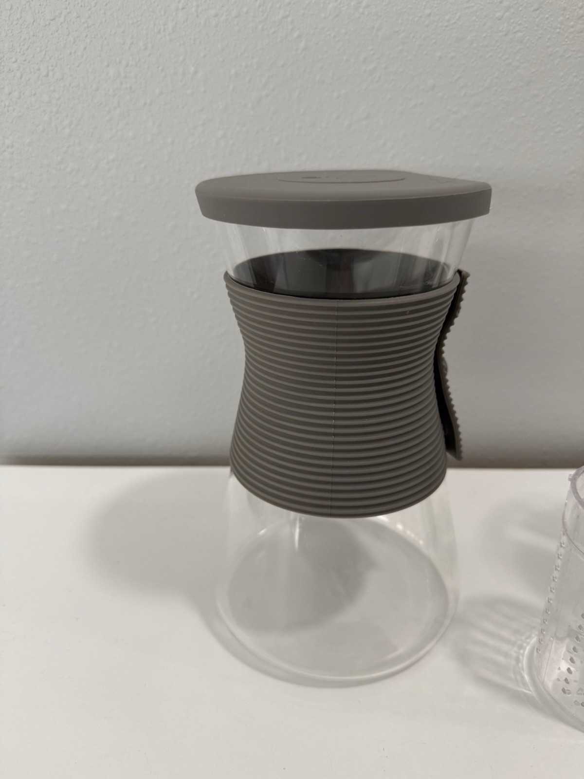 Pampered Chef Cold Brew Coffee Pitcher with Coffee Brewing Piece