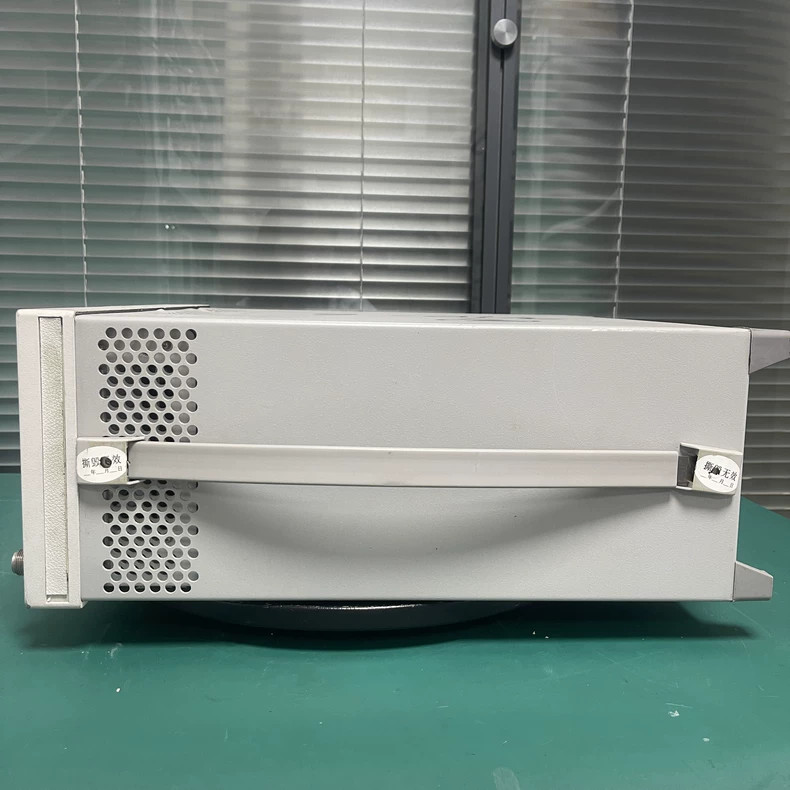 HP AGILENT E4406A Vector Signal Analyzer KEYSIGHT E4406A 7MHz-4.0GHz