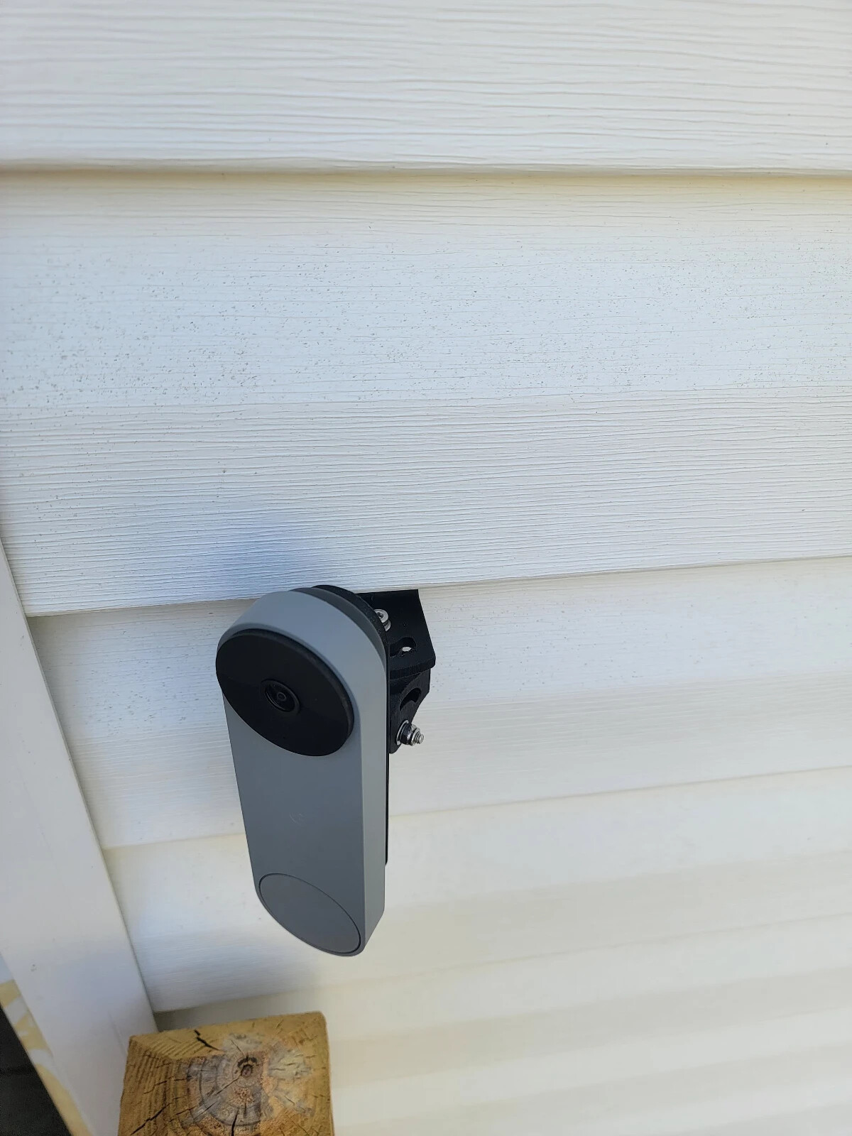 Google Nest Battery Doorbell Camera (NO SCREW REQUIRED) Adjustable Mount