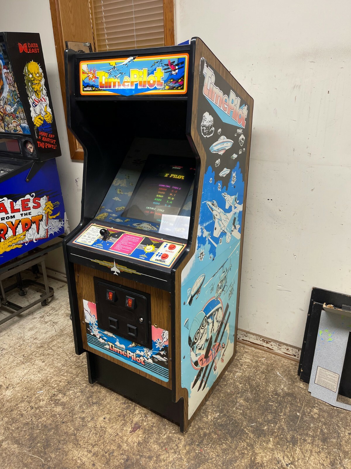1982 Centuri TIME PILOT dedicated Video Arcade Game - FREE SHIPPING