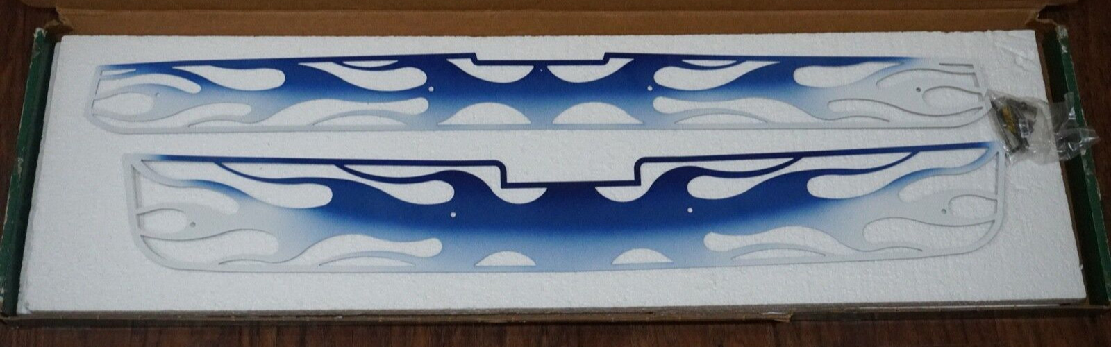 Putco 89411 Flaming Inferno Blue Grille Insert Stainless Steel 02-06 Avalanche