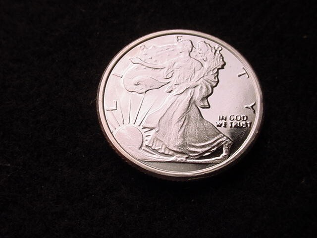 SILVER EAGLE DESIGN-- .999 PROOF SILVER COIN--1/4 OUNCE!!!  #59***