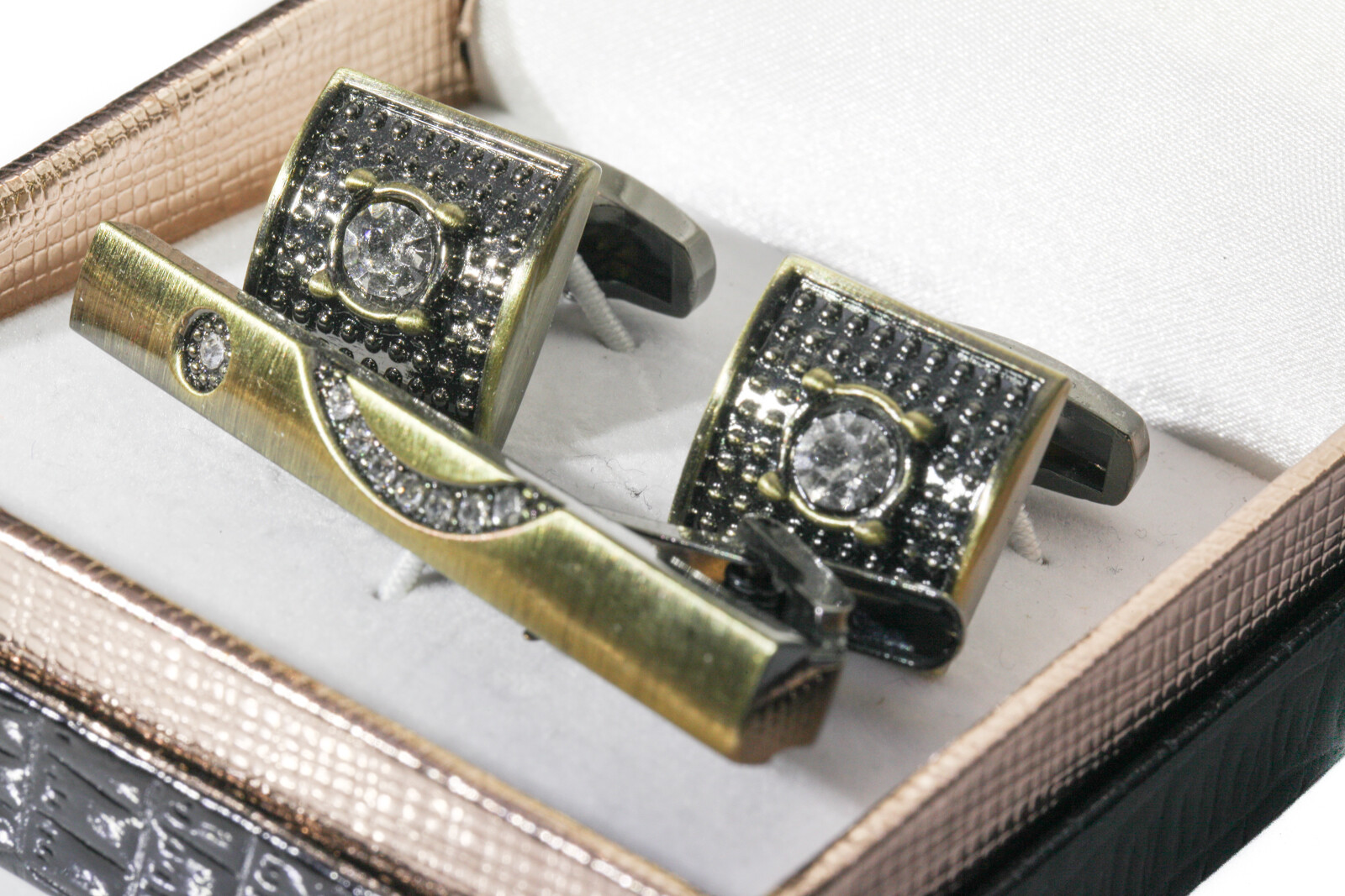 CO-6082 Venetto Collection Cuff Links & Tie Bar Faux Bronze Faux Diamonds Design