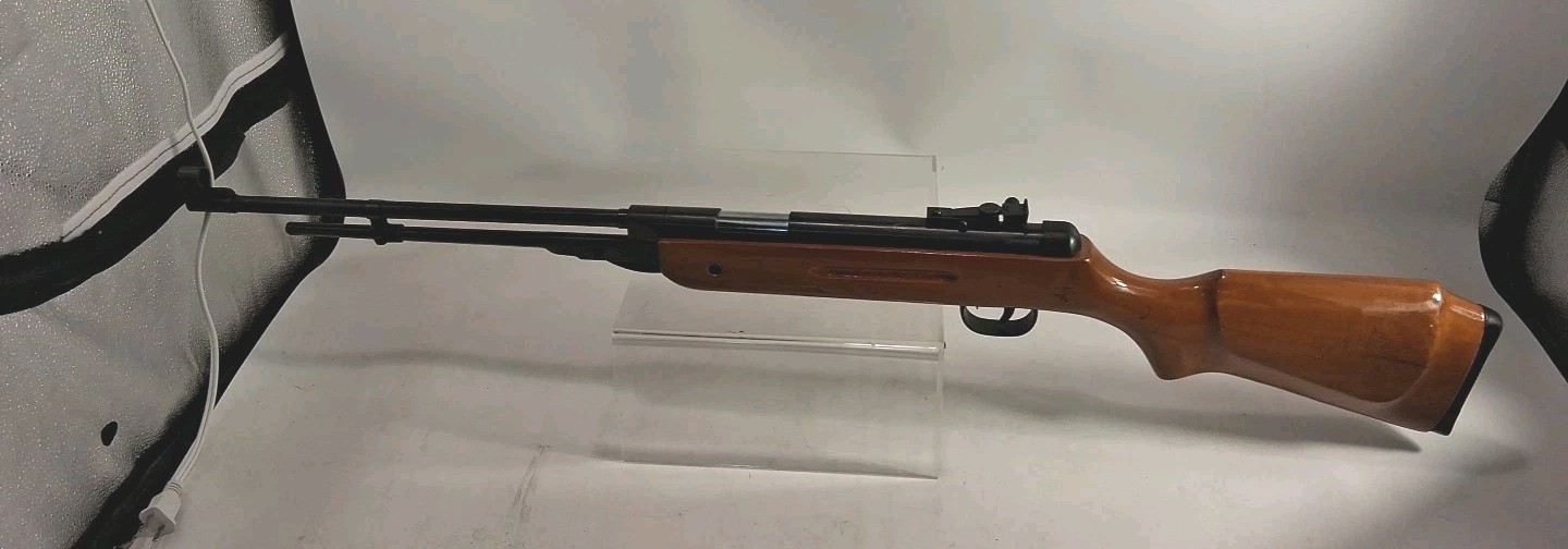 Vintage Chinese Under Lever Hunter Wood Stock High Powered .177 Pellet Air Rifle