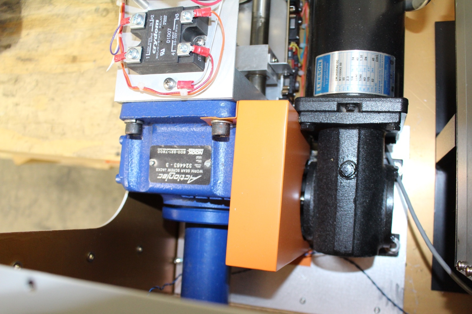 GE Fluke RUSKA 7350 Pressure Controller / Calibrator PACE 7000