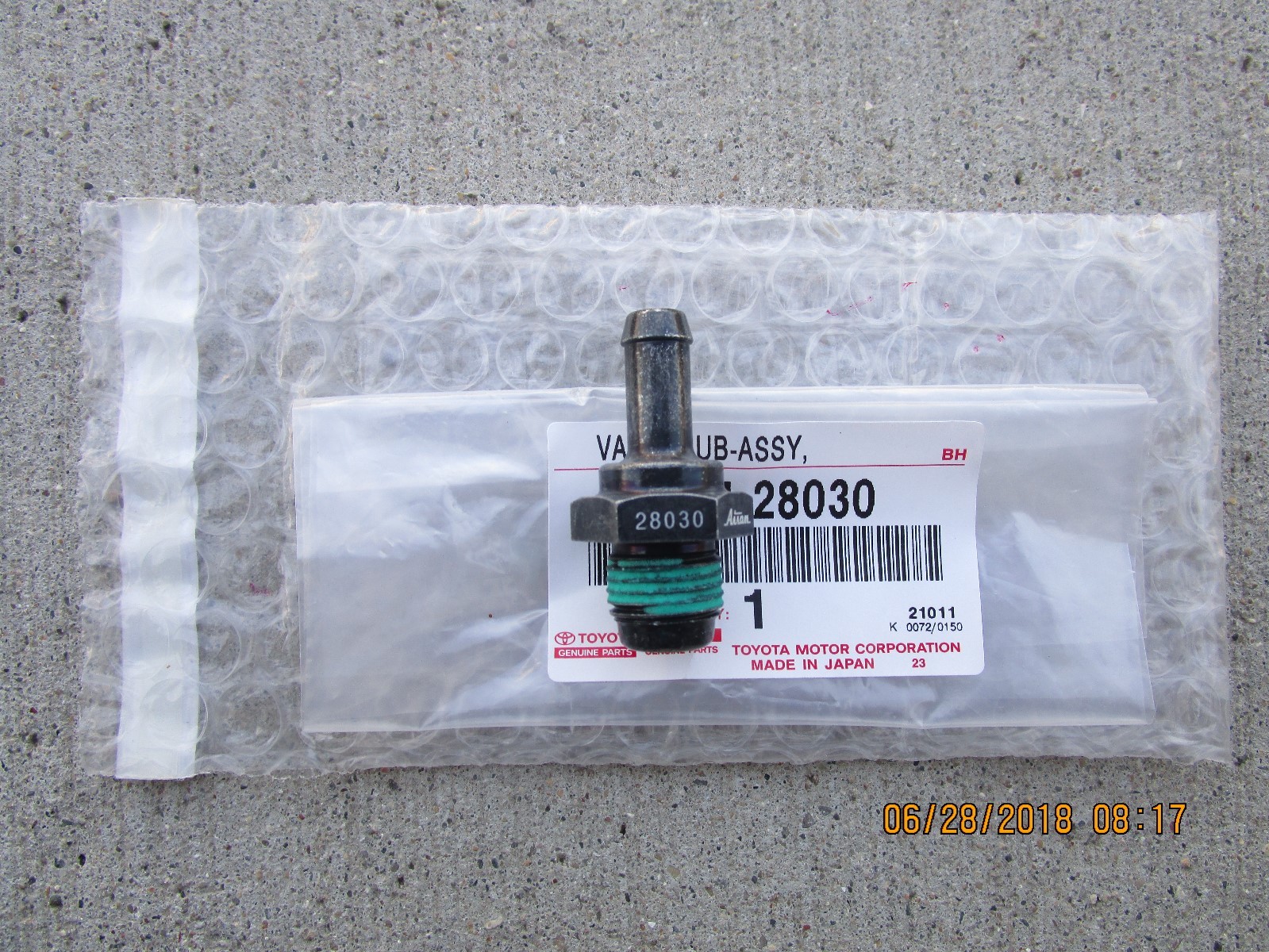 10 - 12 LEXUS HS250h 2.4L Cyl VENTILATION VALVE PCV SUB ASSEMBLY BRAND NEW