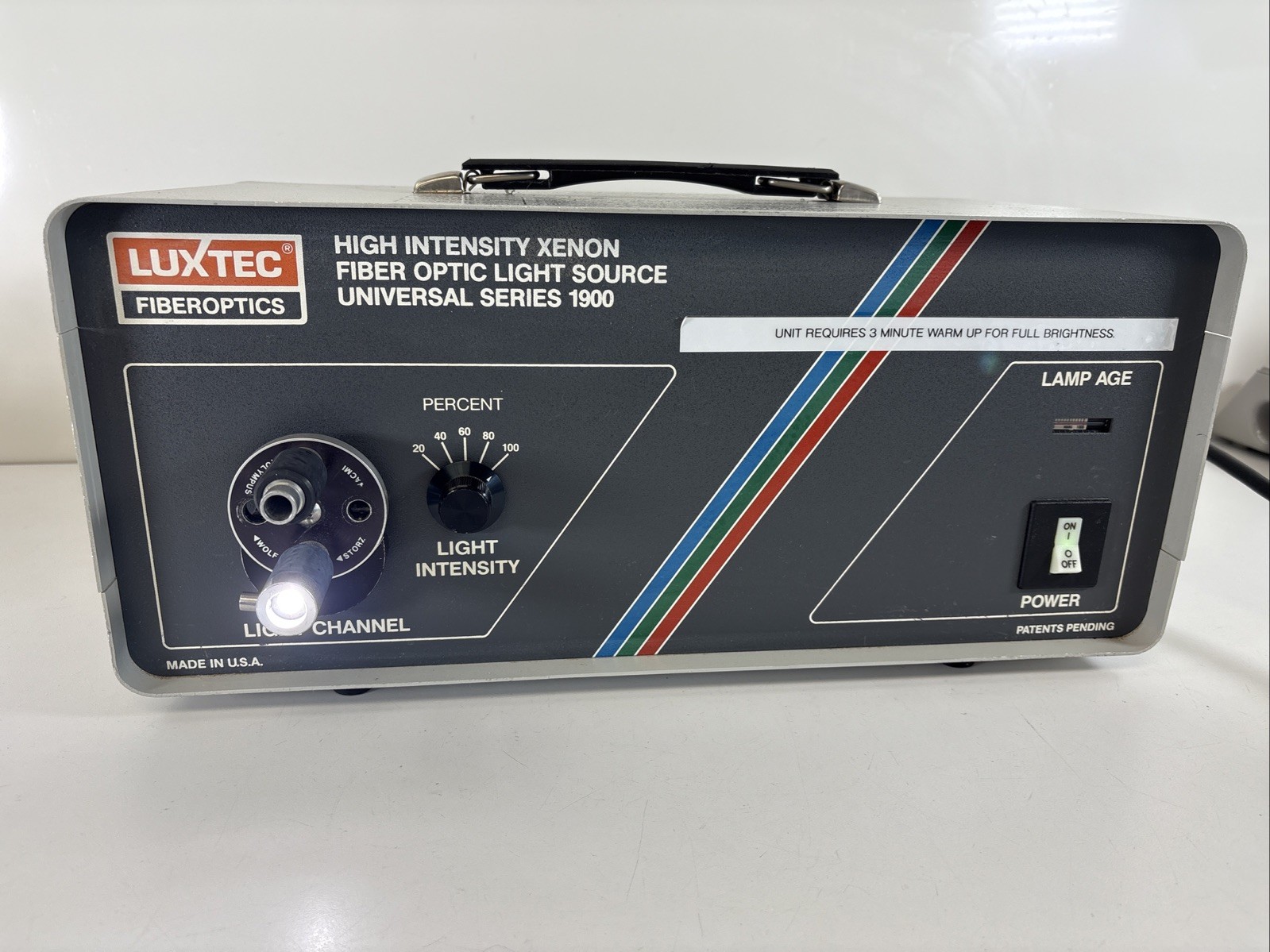 LUXTEC FIBEROPTICS HIGH INTENSITY XENON 1900 LIGHT SOURCE