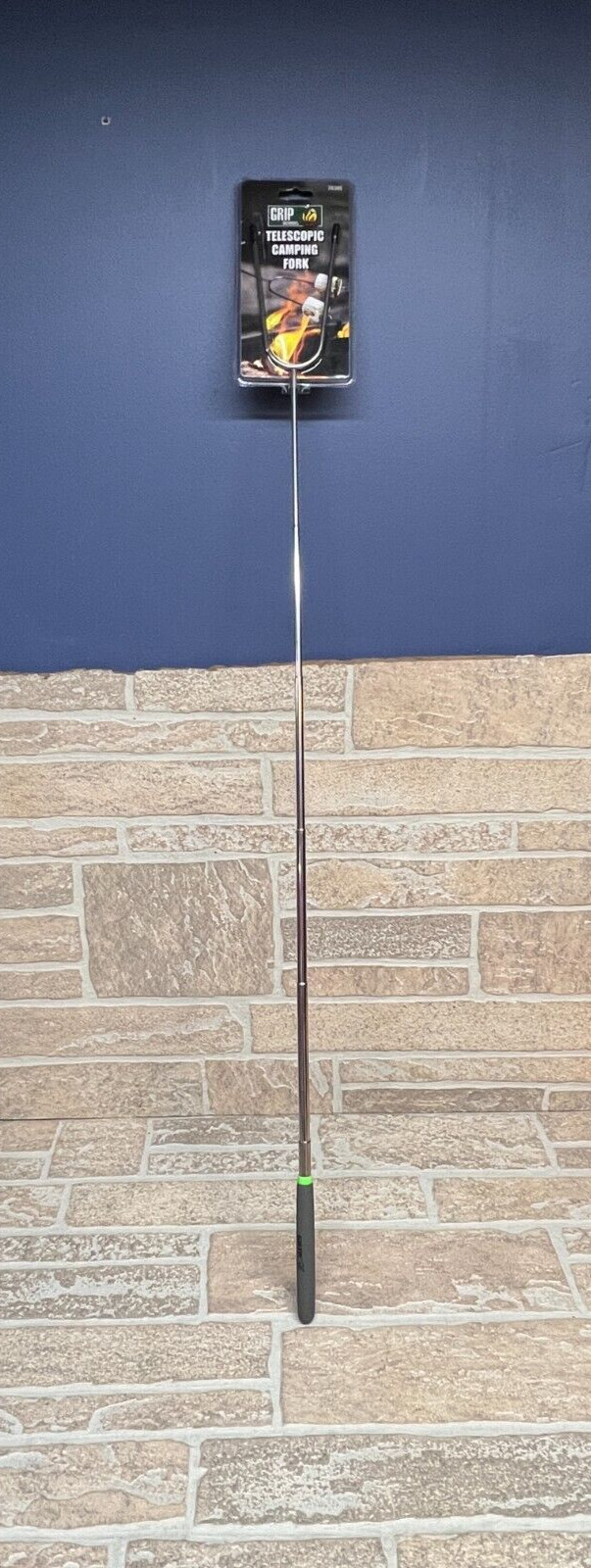 Grip Telescopic Camping Fork - Extends From 11in. to 34in. NEW