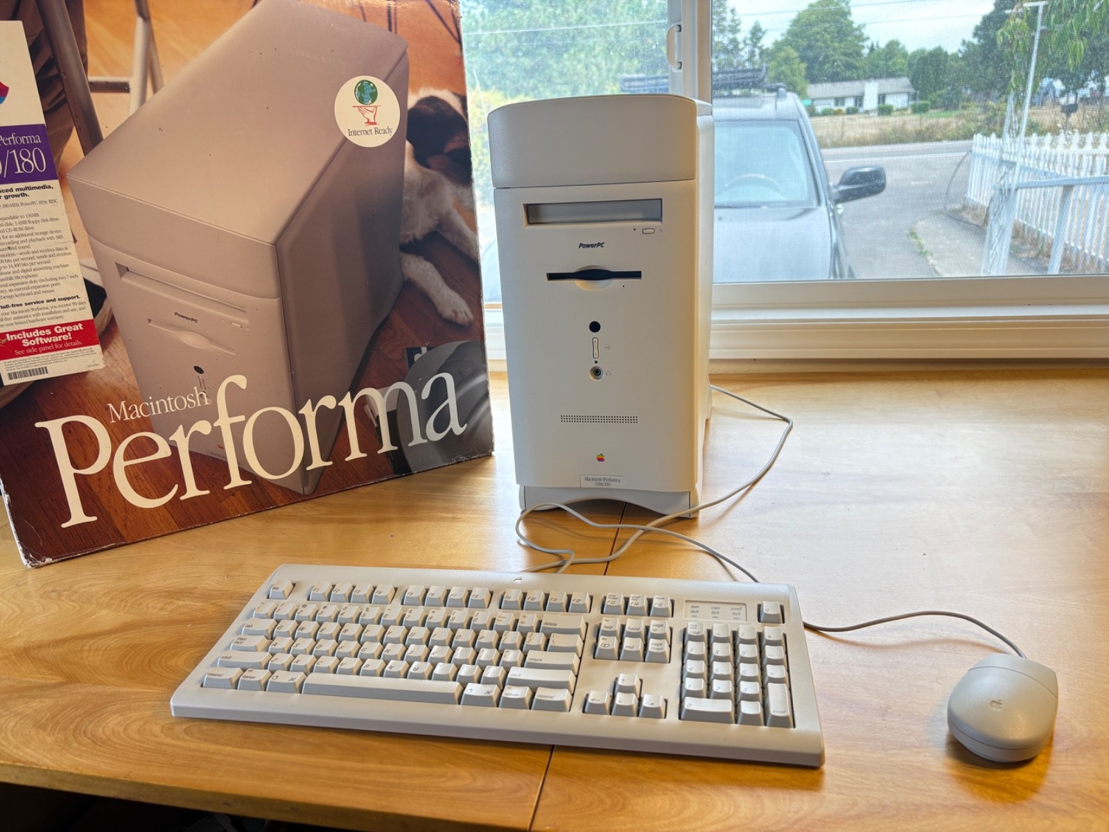 Apple Macintosh Performa 6400 / 180 - In Box - Time Capsule -  Tested & Working