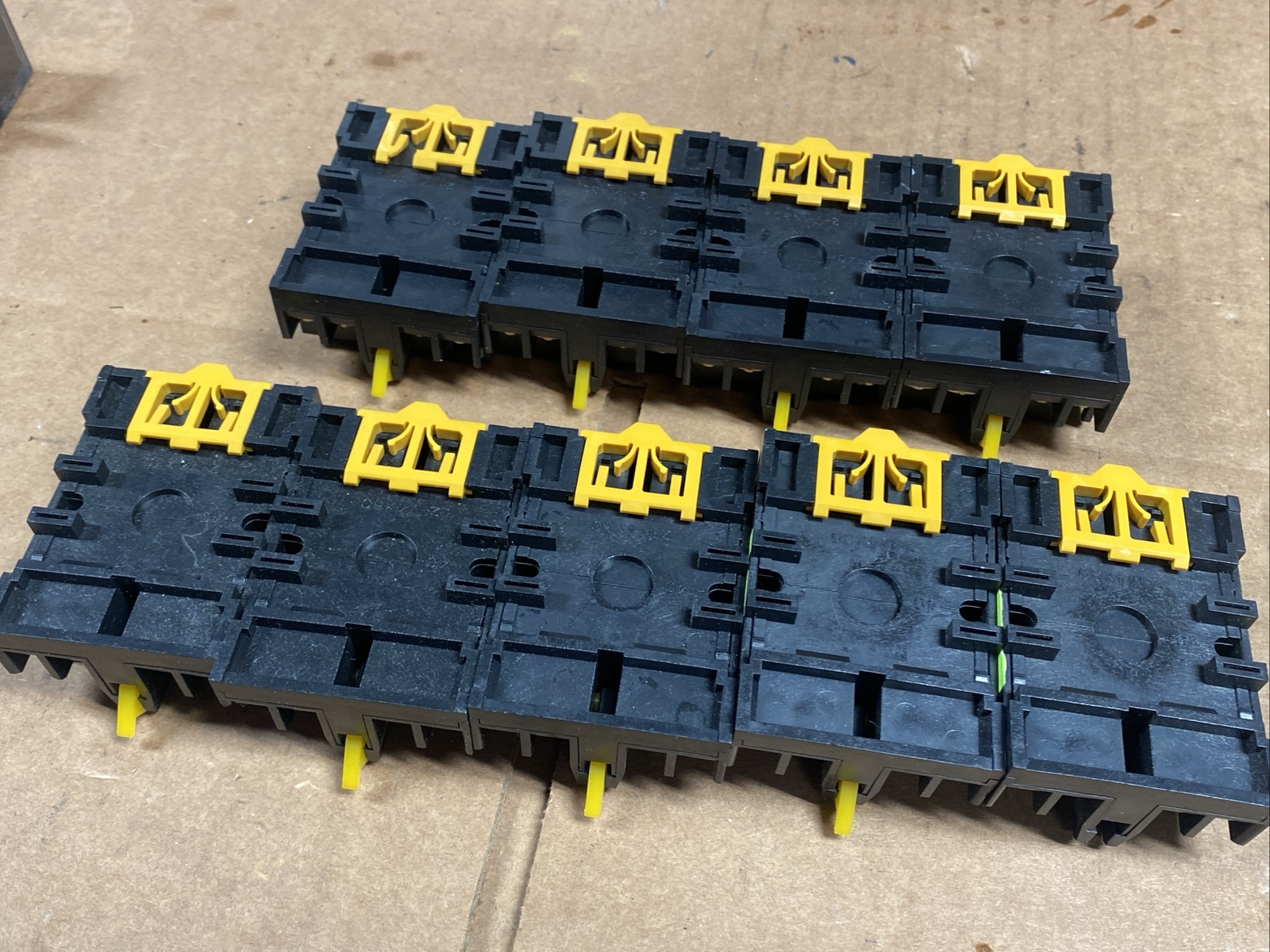 NEW LOT (9) Omron P2CF-11 Connecting Socket Relay Timer Socket 10A 250 11-pin
