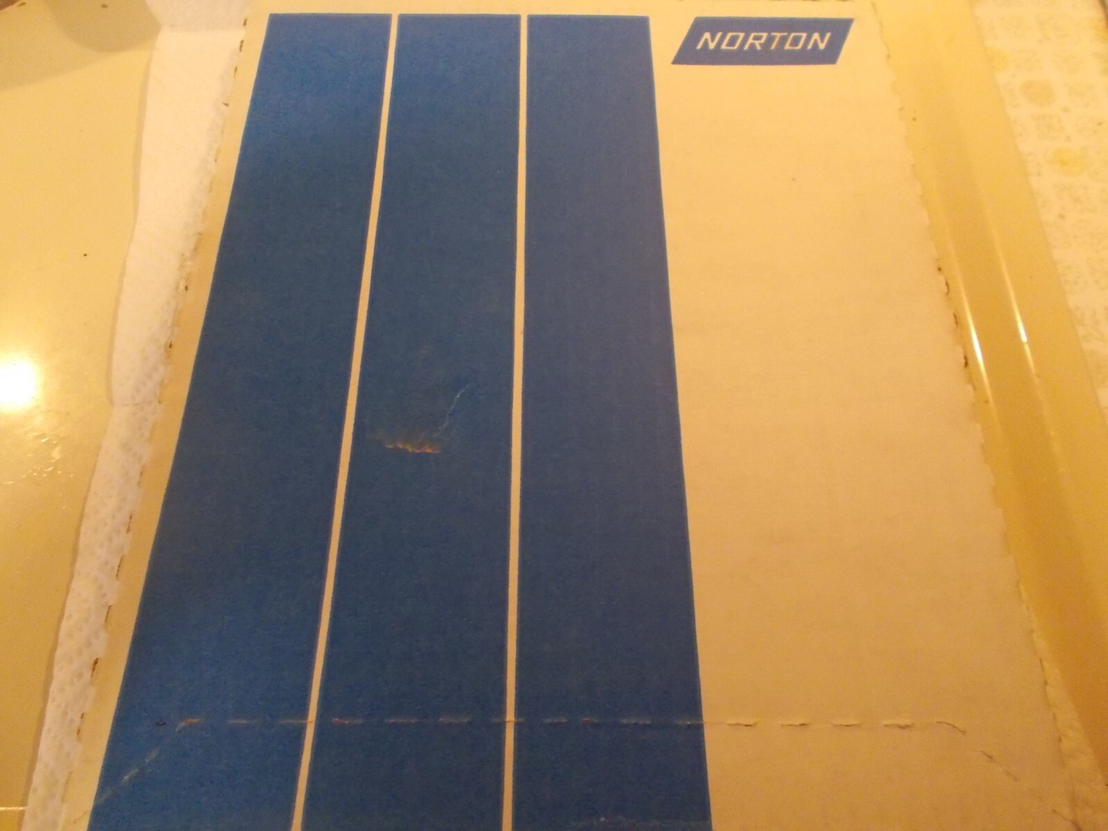 (50)SHEETS NORTON 400 Grit Premium Tufbak DURITE Sandpaper 9 in. x 11 in. Sheet