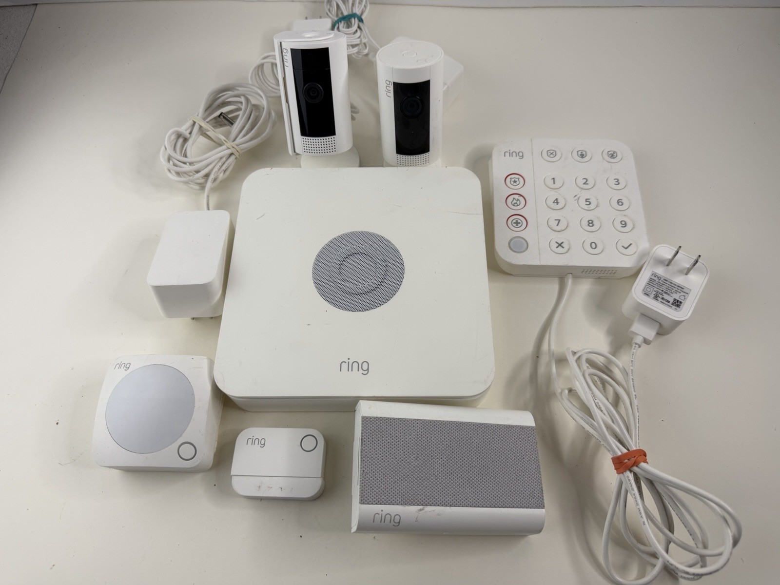 Ring Z-Wave Plus Home Alarm System Kit Base Station Keypad Sensor Cameras Chime