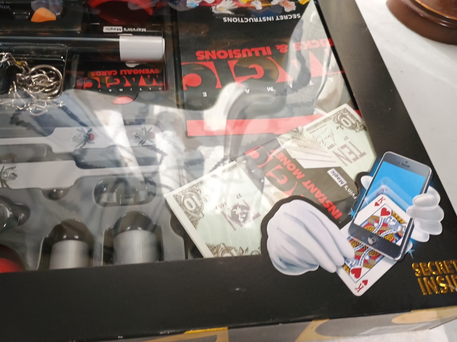 Costco Marvins Ultimate Magic 365 Tricks & Illusions Magic Set READ DESCRIPTION