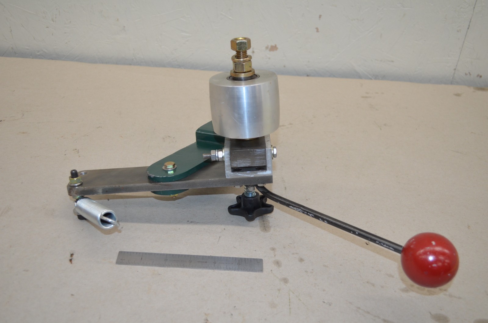 Bet Sander / Grinder Idler Tracking Wheel Assembly