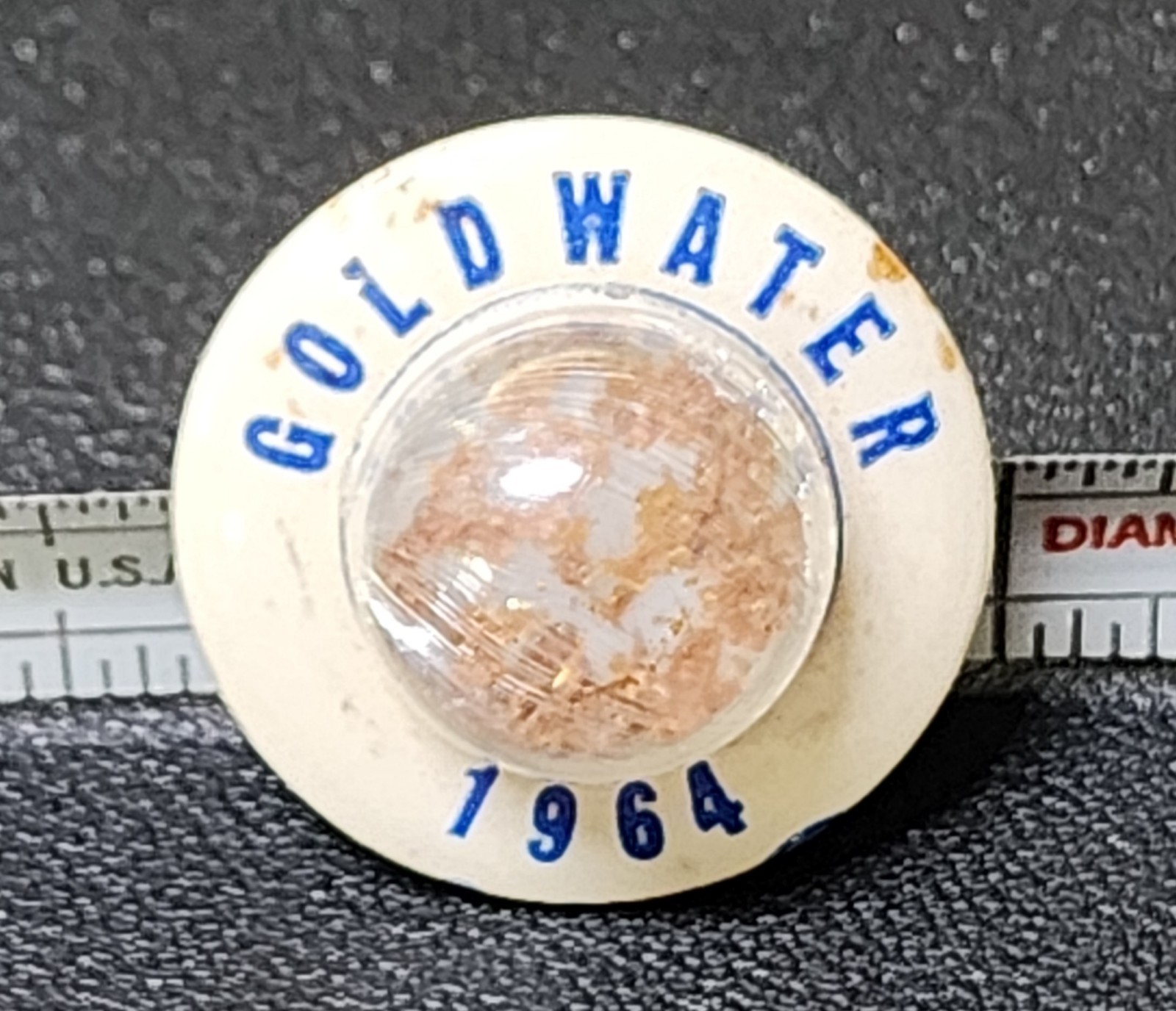 Original 1964 Barry Goldwater Bubble & Gold Flakes Pinback Campaign Button