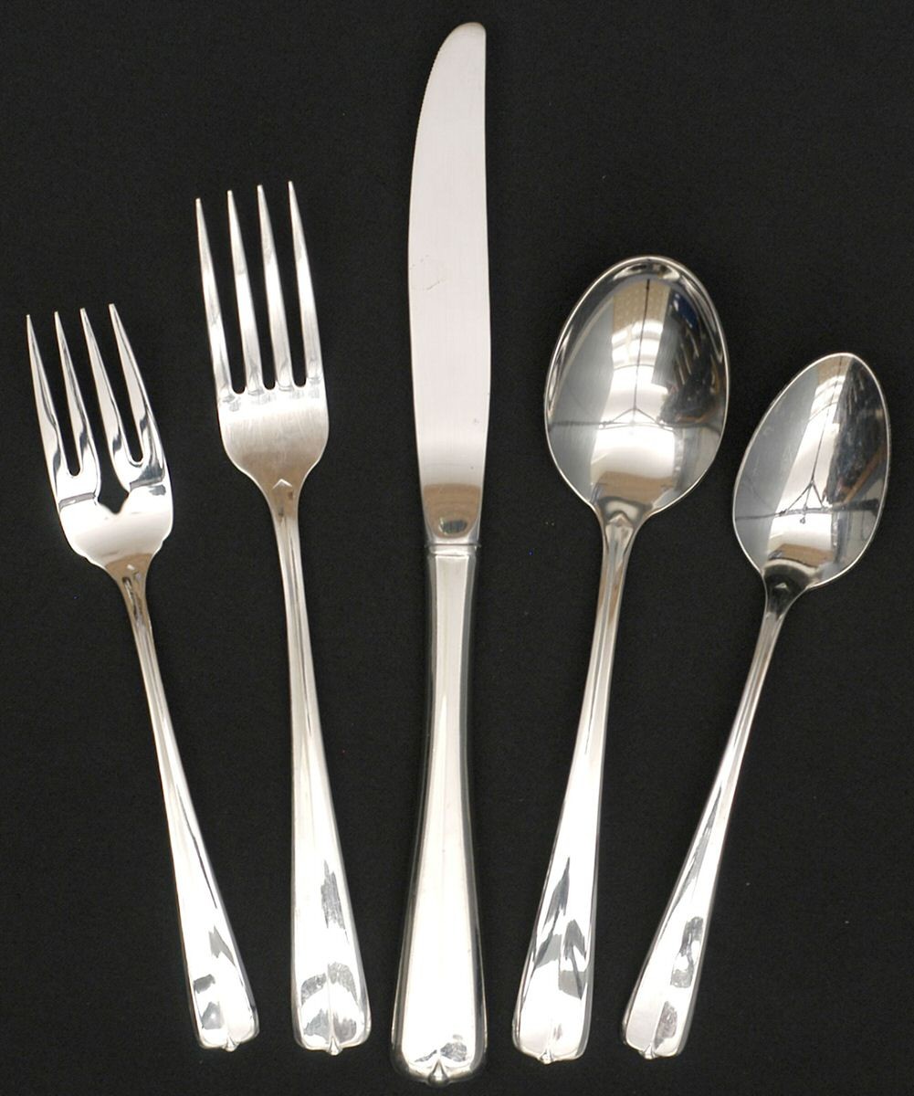 Oneida Silver Gala-Impulse  5 Piece Place Setting 6038211