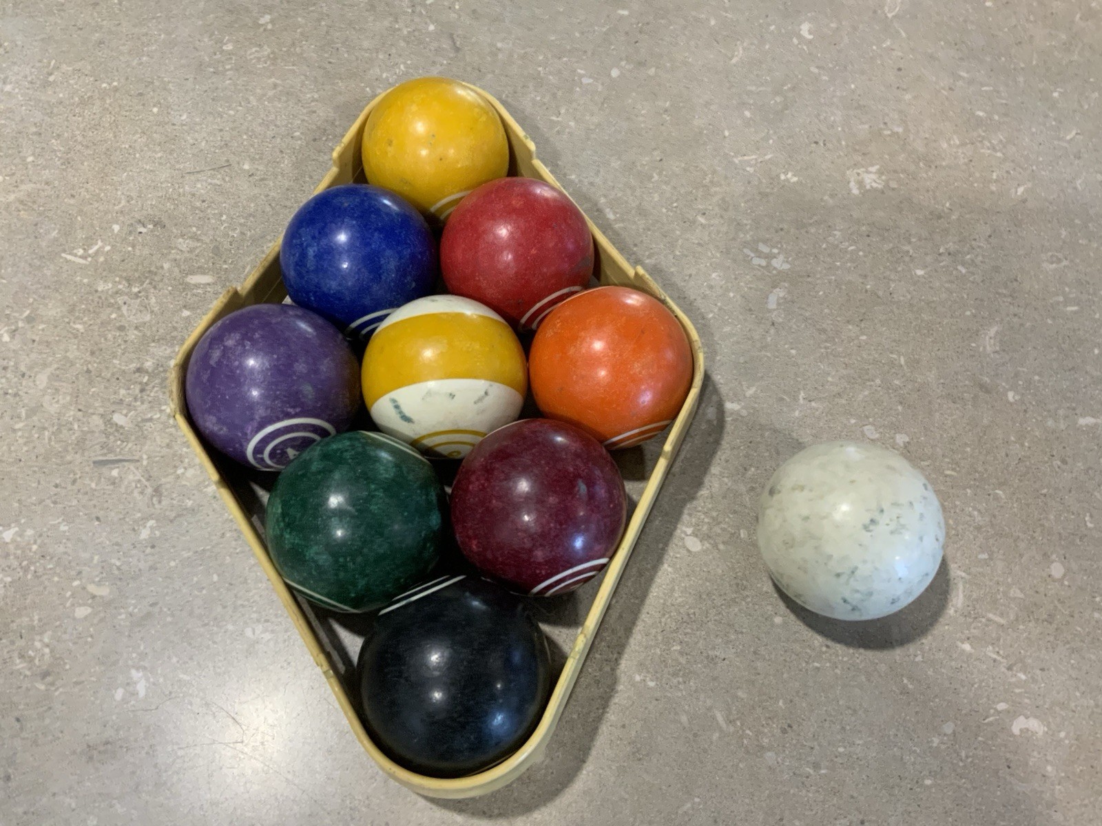 Vintage Double Circle 9 Ball Billard Balls