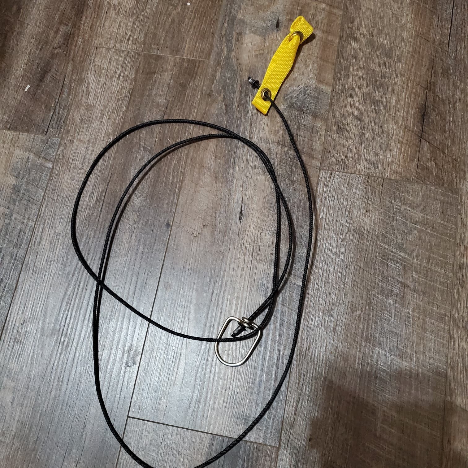Doubled Nylon hitch on nylon cord with metal swivels ~8' for Roosters Gamebirds