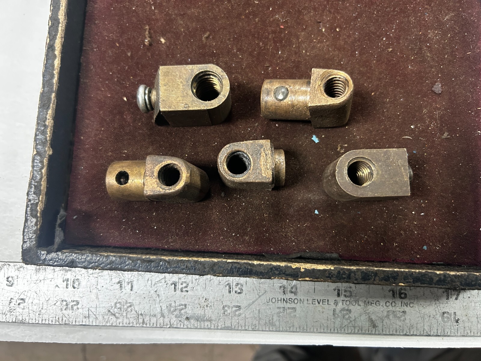 MACHINIST Jwy TOOL LATHE MILL Machinist Lot of Brass Nuts for Lathe Cross Slide?