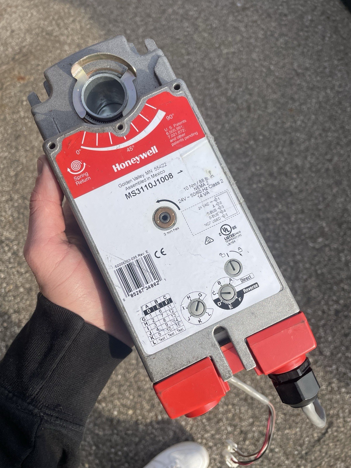 Spring Return 44 lb-in. 10 Nm Direct Coupled Actuator Model MS3110J1008