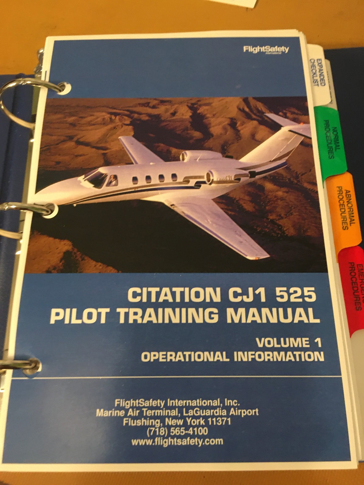 Cessna Citation CJ1,  525 Pilot Training Manual, Vol. 1 Operational Information