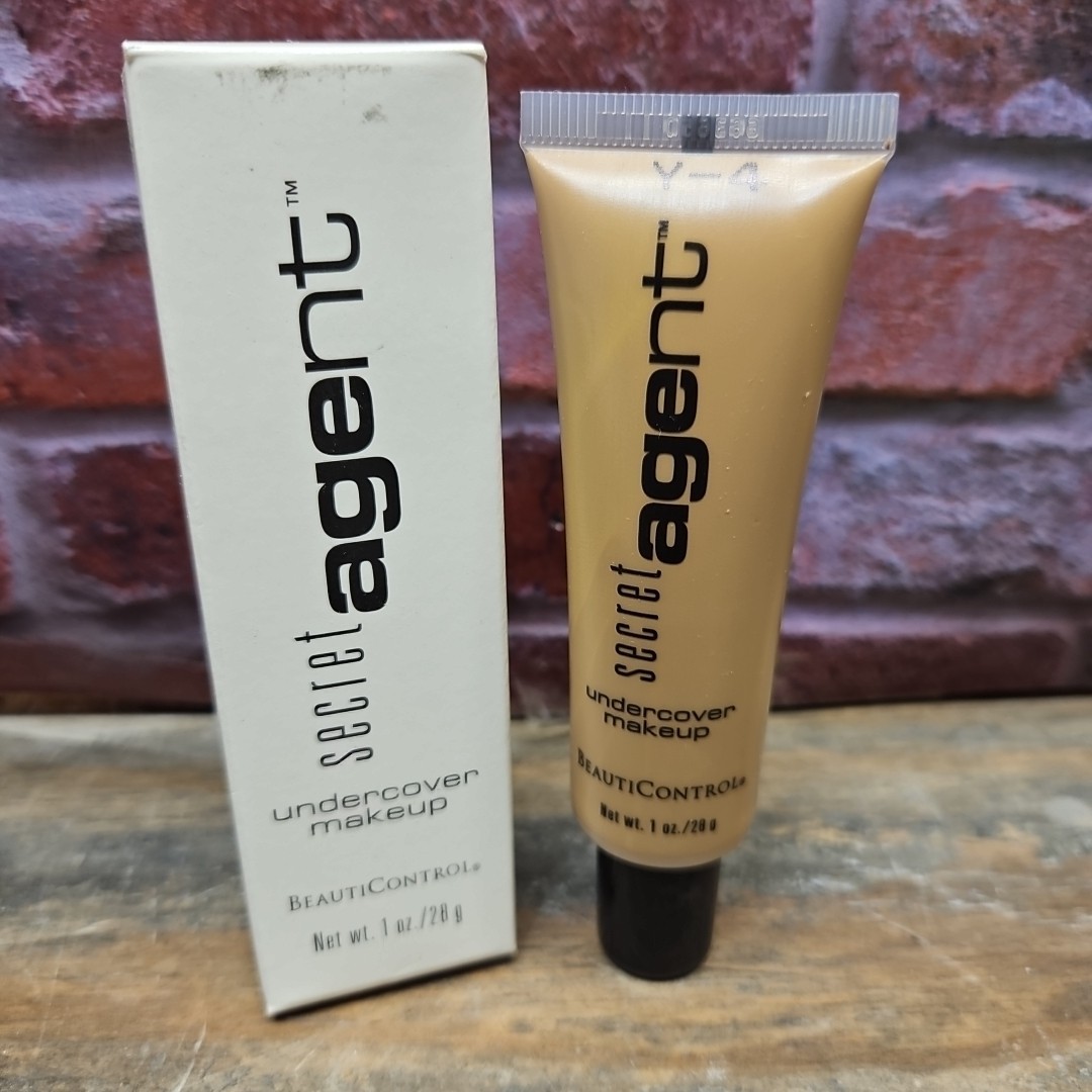 BeautiControl Secret Agent Undercover Makeup Y-4 Y4 1oz.