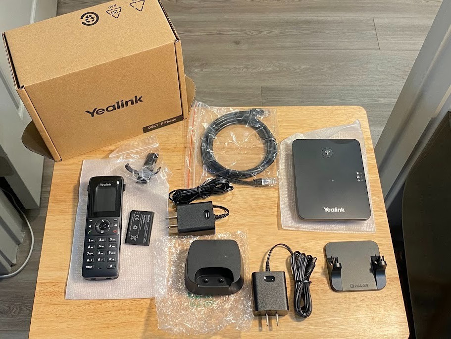 NEW Open Box Yealink W73P DECT IP Phone System Complete