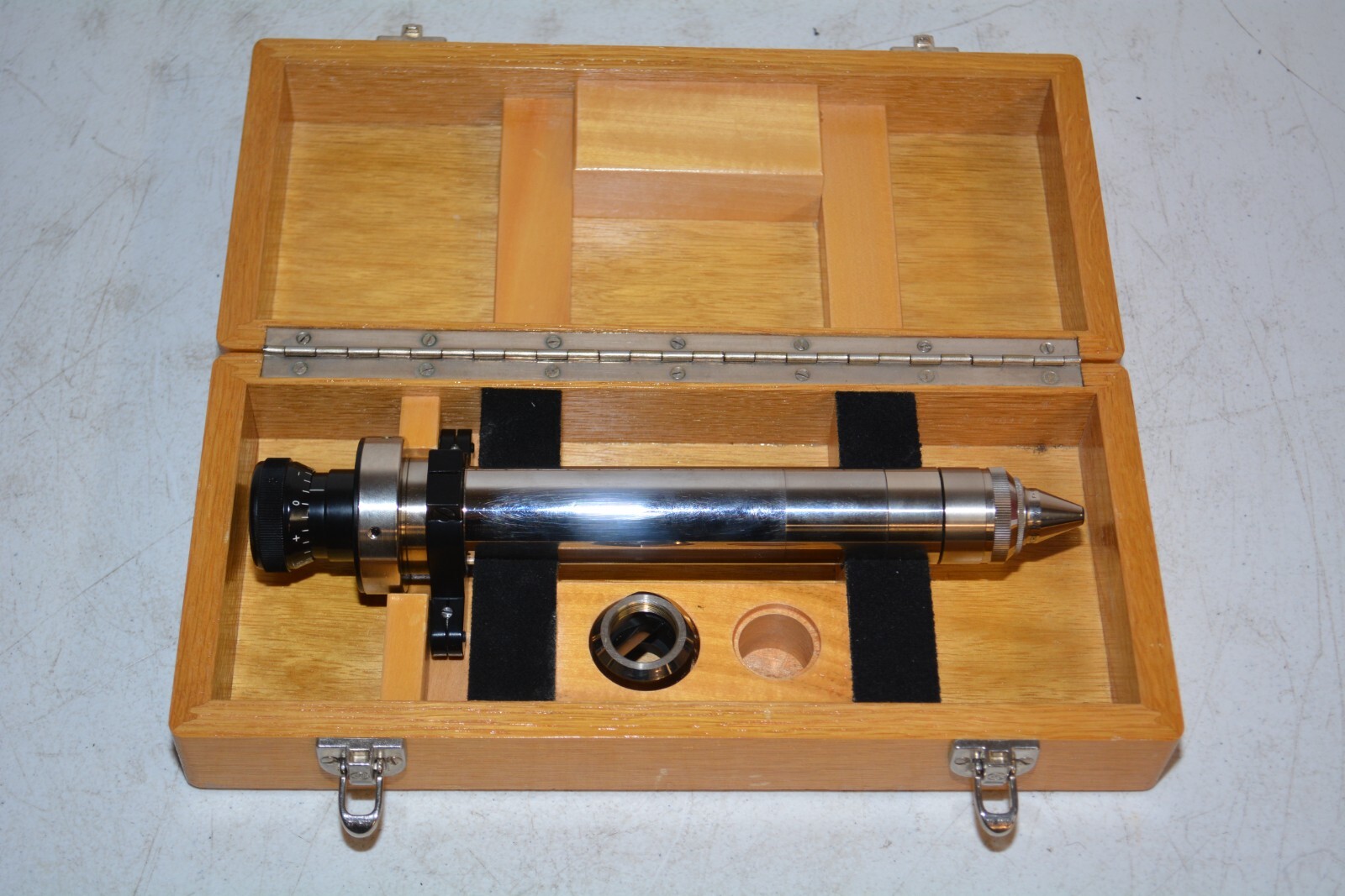 ^ Societe Genevoise Universal Measuring Machine Feeler Microscope #W4899