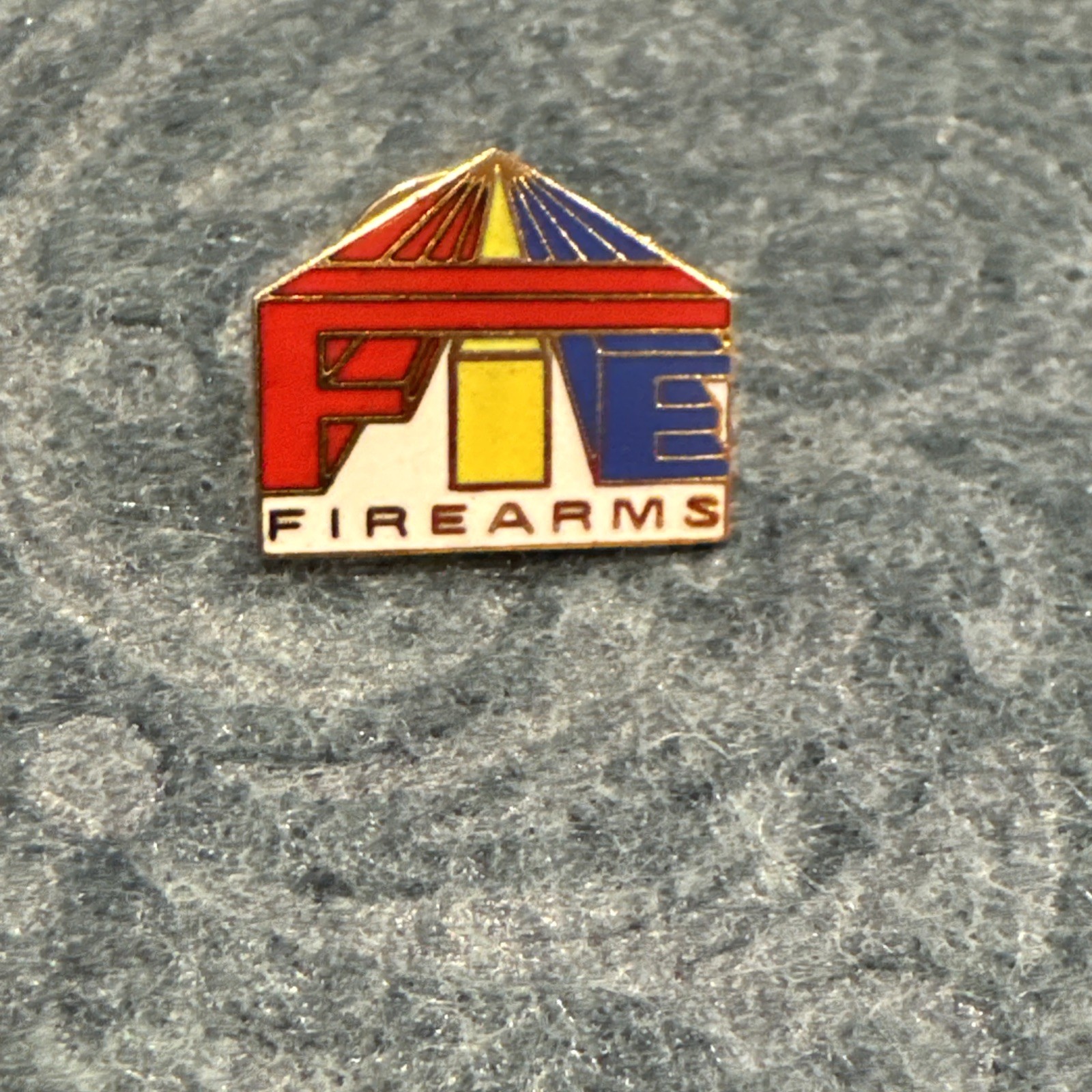 VIETNAM Hat Lapel Pin PARTICIPANT SOUTHEAST ASIA￼ WAR GAMES FIREARMS FIE FTE
