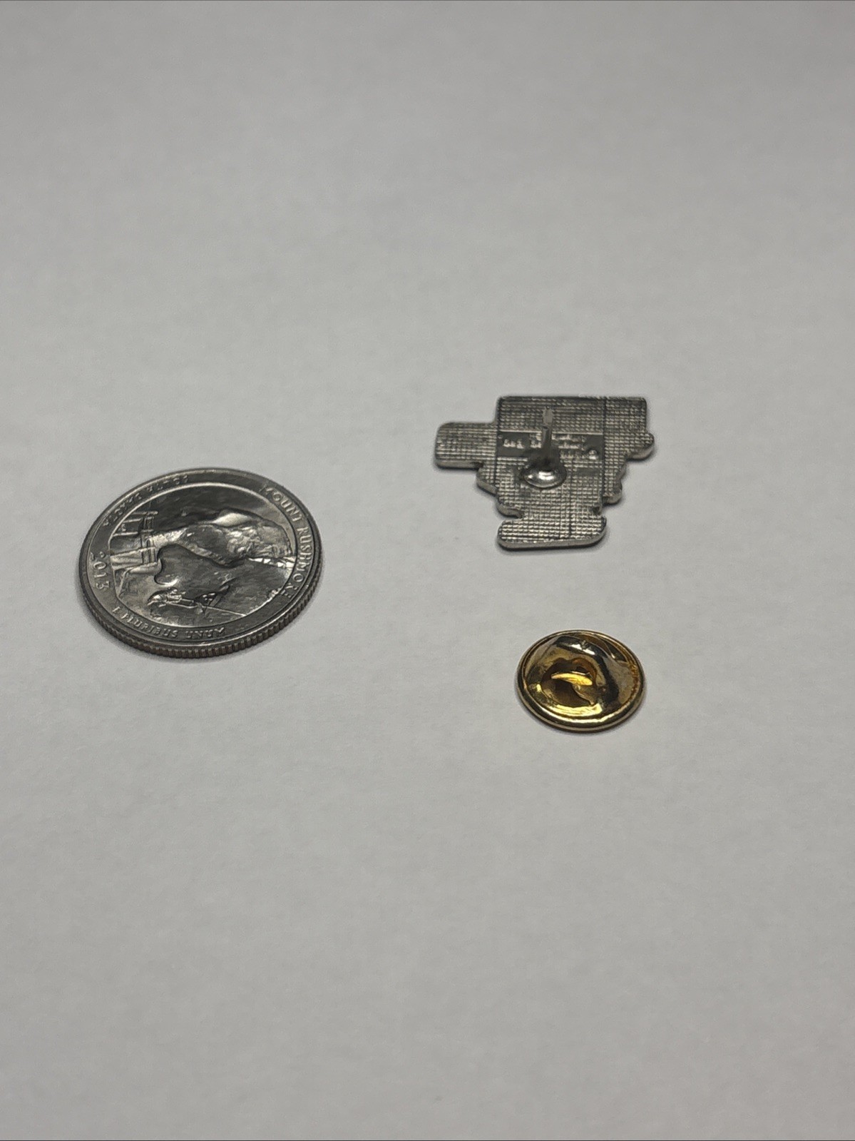 Lapel Pin - Engine Block Ford Power S69