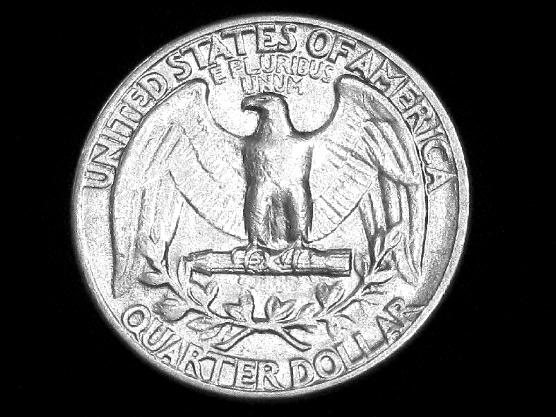 1945 Washington Quarter --- Almost Uncirculated +++