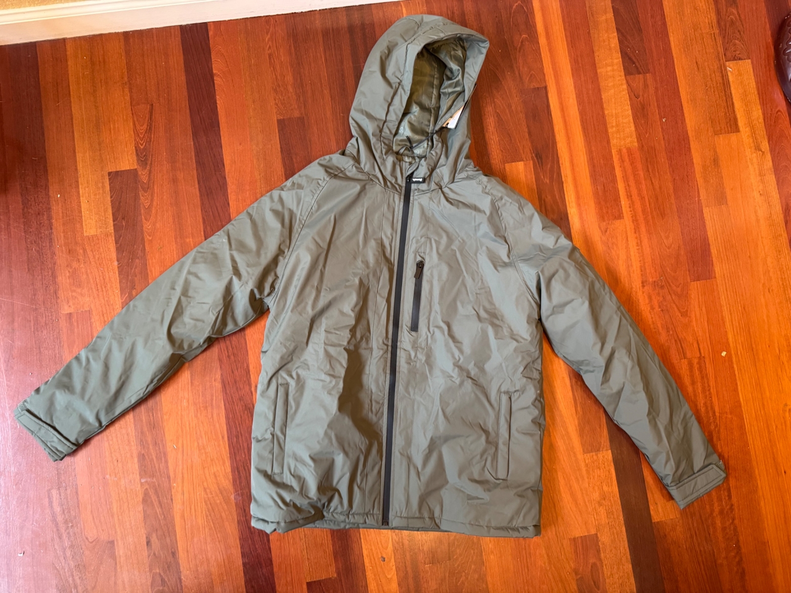 Bench DNA Glynne Hooded Jacket in Khaki Size is Medium