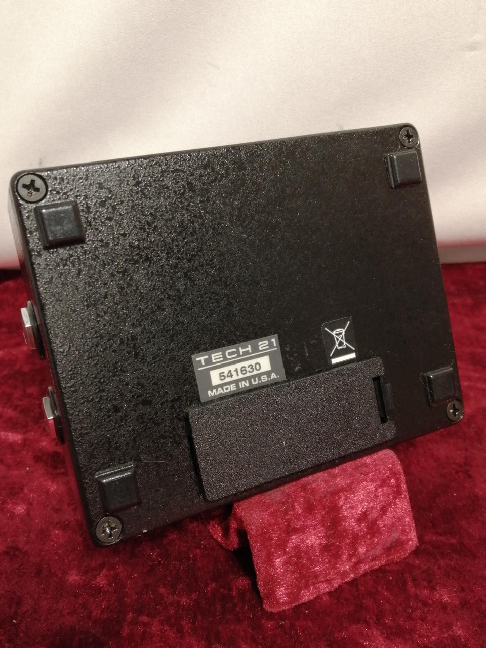 TECH21 SANS AMP BASS DRIVER DI-LB Model