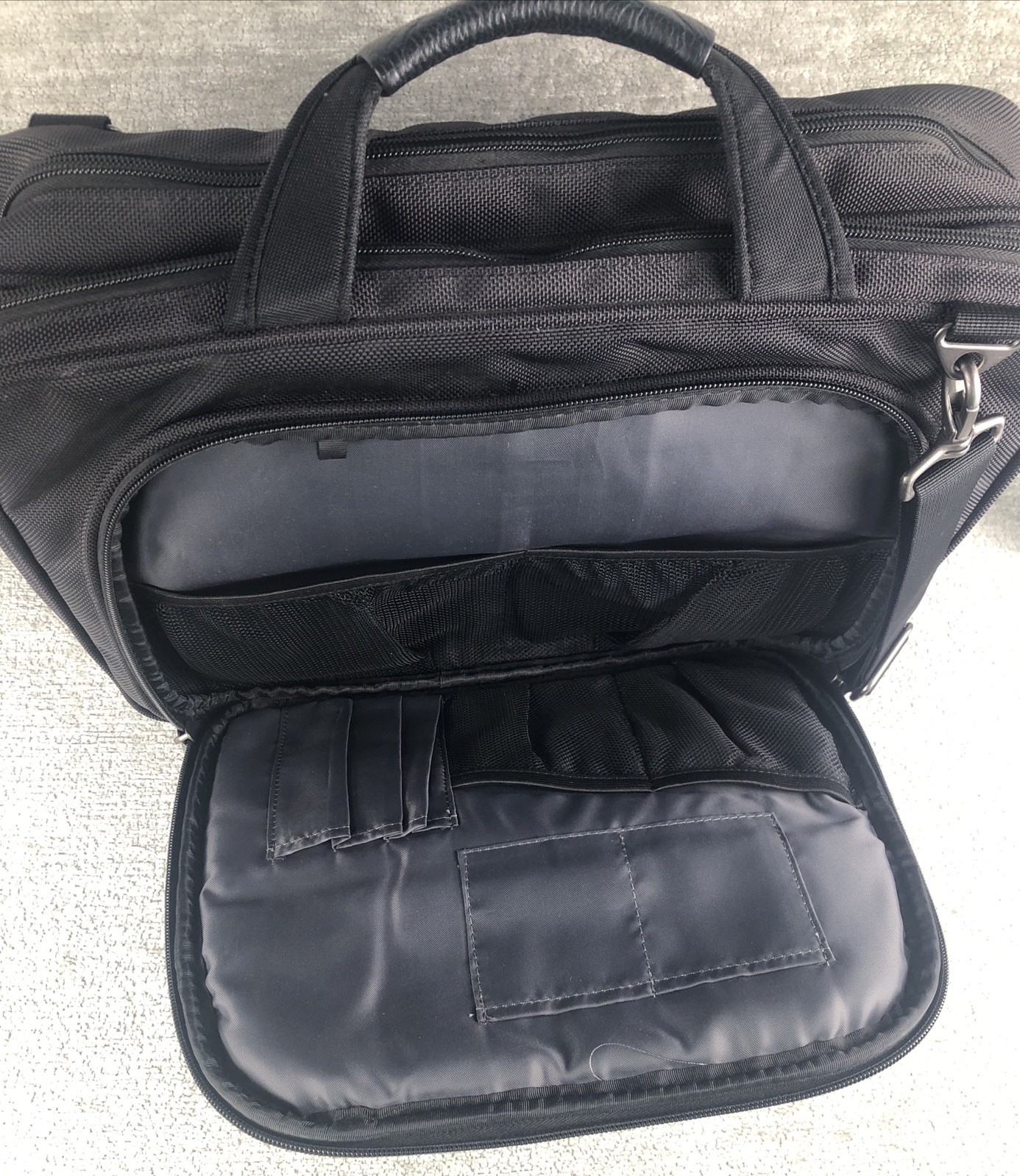 CODi BLACK LAPTOP BAG CASE LUGGAGE WITH SHOULDER STRAP