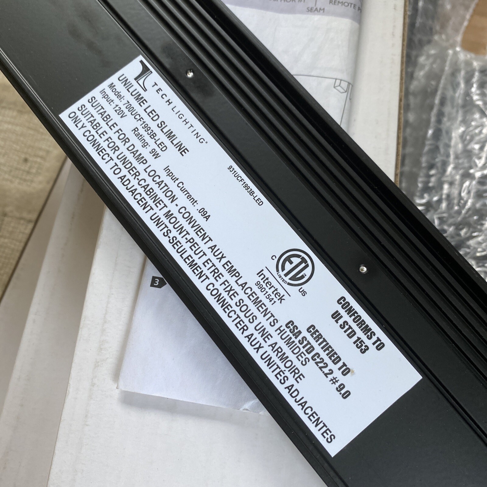 Tech Lighting Unilume 19" LED Undercabinet, Black - 700UCF1993B-LED