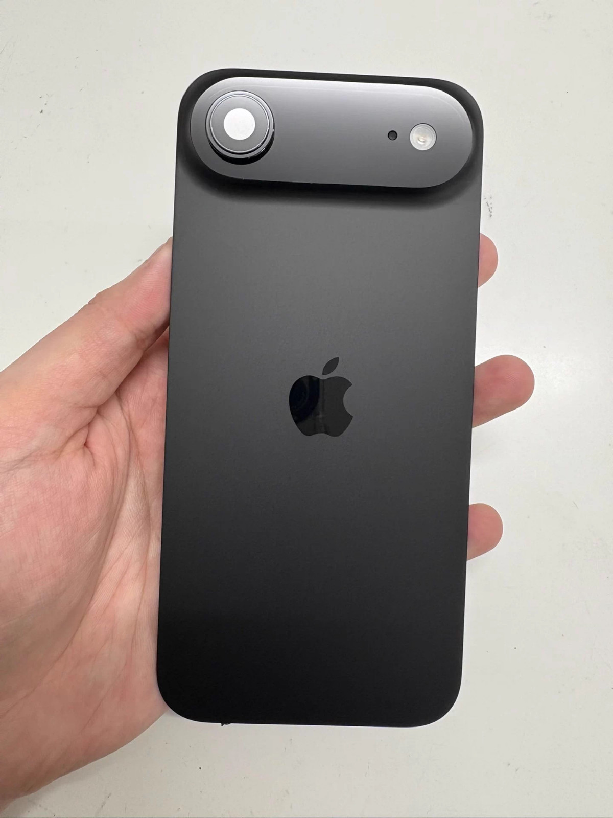 Genuine Original iPhone 17 Air Back Glass Rear Cover Replacement Pulled, Grade A