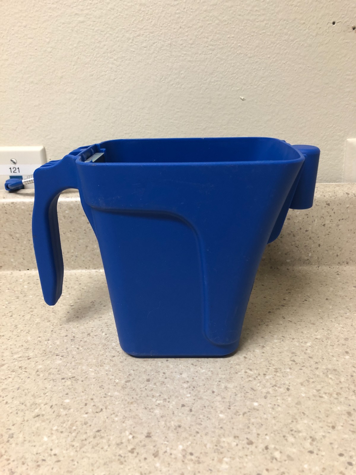 Werner Plastic Polymer Blue Paint Cup With Magnet 1 pk