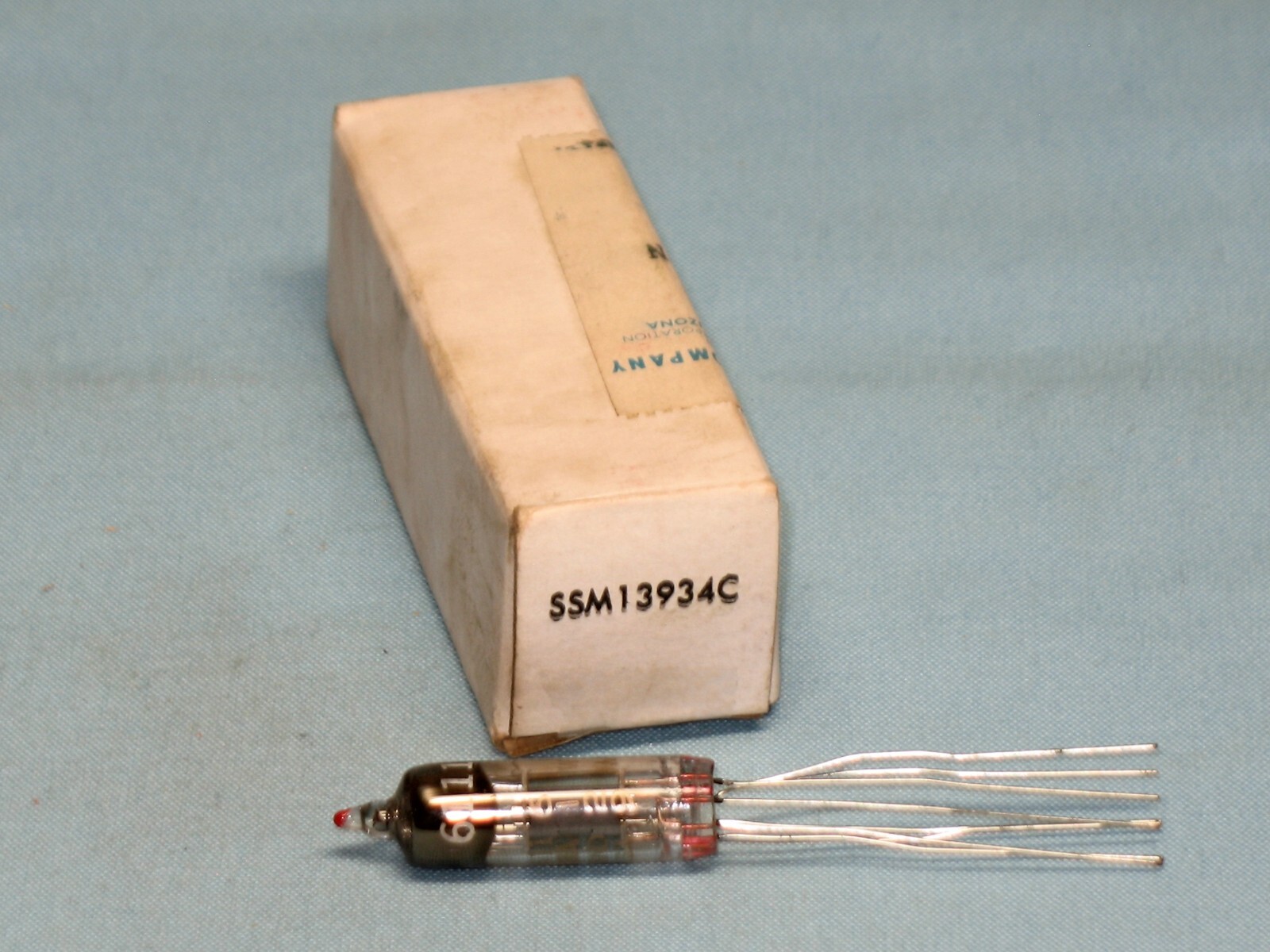 VACUUM TUBE ~ 13934C ~ SYLVANIA ~ 13934C / SSM 13934C