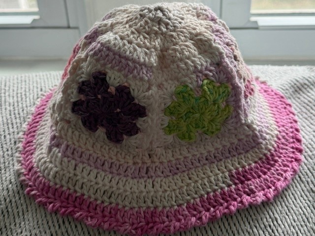 HANDMADE Crochet MOMMY AND ME Granny Square 100%COTTON YARN colorful Bucket Hat