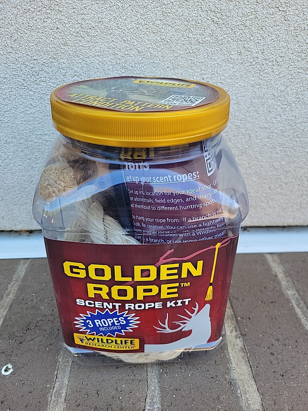 Wildlife Research Center GOLDEN ROPE™ SCENT ROPE KIT 3-30” Deer Scent Ropes 396