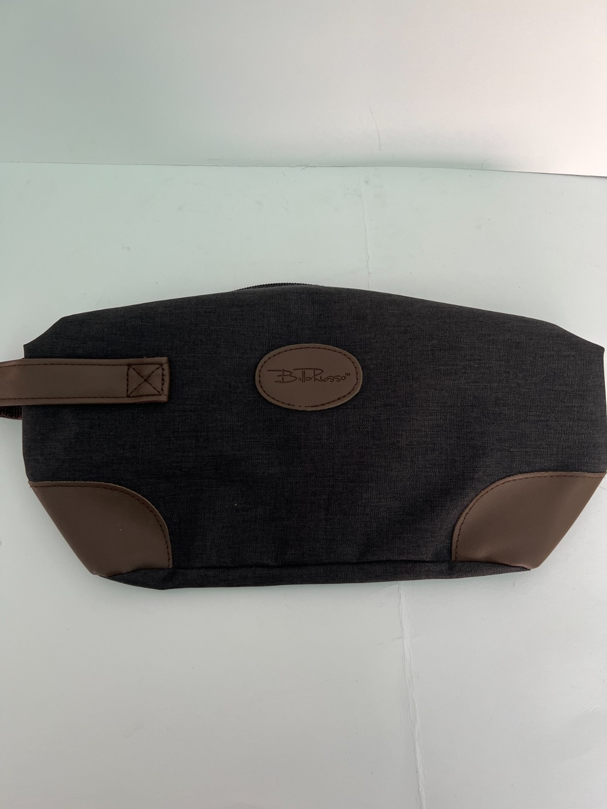 Bella Russo Oxford  Bathroom Supply, Make Up, Accessories Bag NEW