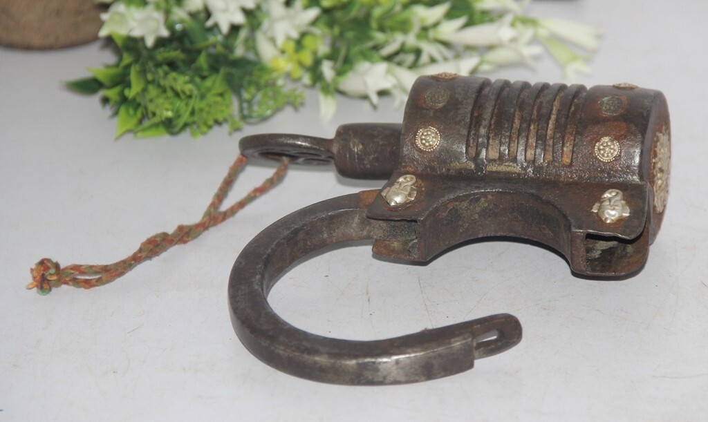 Antique Iron Silver Fitted God Ganesha Engraved Solid Lock With 1Key Handcrafted