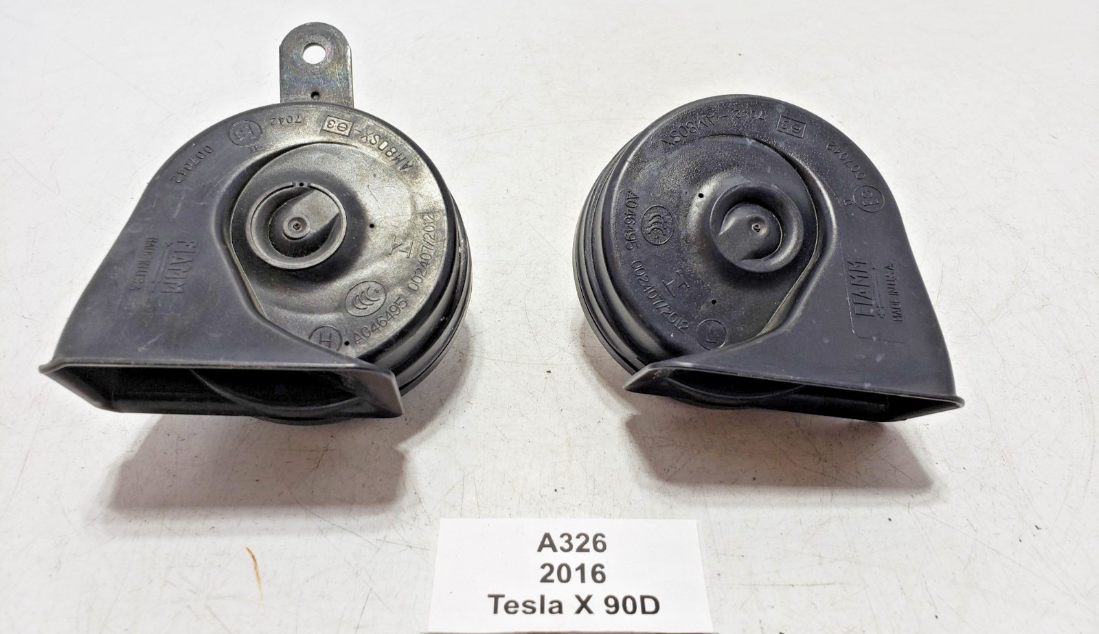 ✅ 2016-2020 OEM Tesla Model X Front Right Left Driver Passenger Low Tone Horn *
